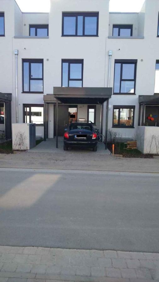 Privatzimmer Mit Balkon-Richtung Messe Hannover Eksteriør bilde